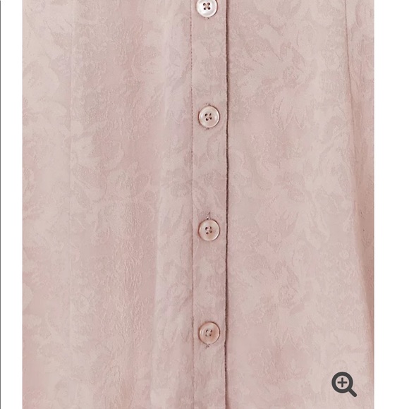 👚Cute TORRID Fit and Flare Peplum Too - Picture 5 of 5